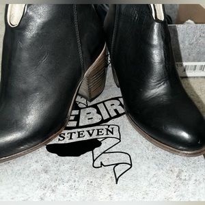 Darius new never worn